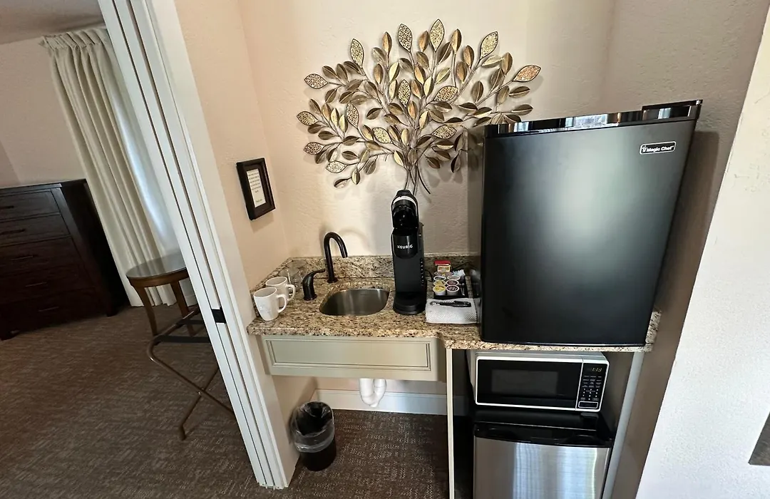 Resort At Eagle Point Golf Club Lodging-1