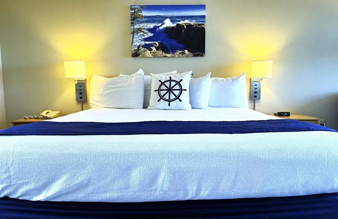Atlantic Eyrie Lodge-1