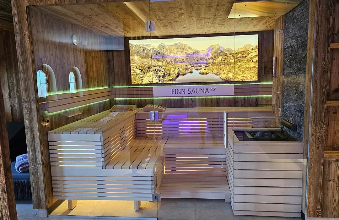 Hotel Garni Tirol-1