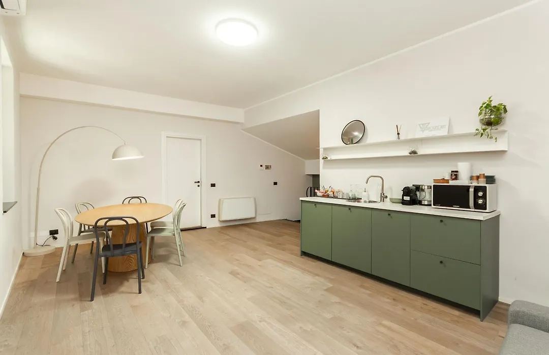 Genova Suite Art-1
