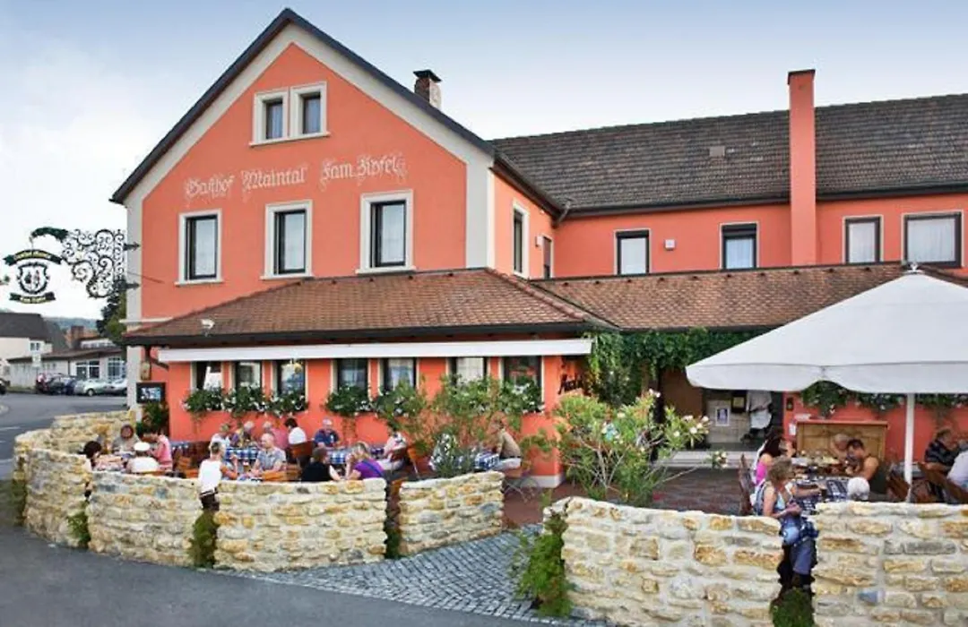 Gasthof-Hotel Maintal-1