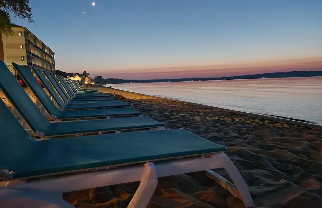 Brio Beach Inn-1
