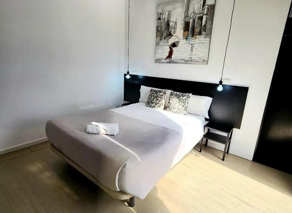Ayz Javier Cabrini - Auto Check-In Property-1