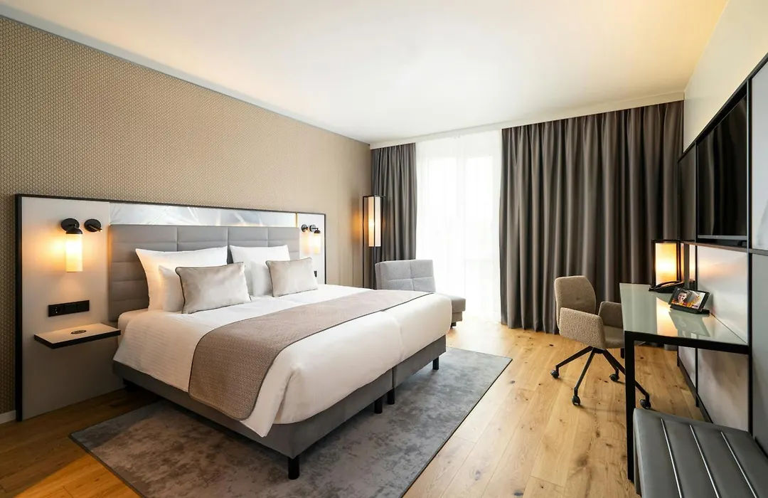 Leonardo Royal Hotel Cologne Bonn Airport-1