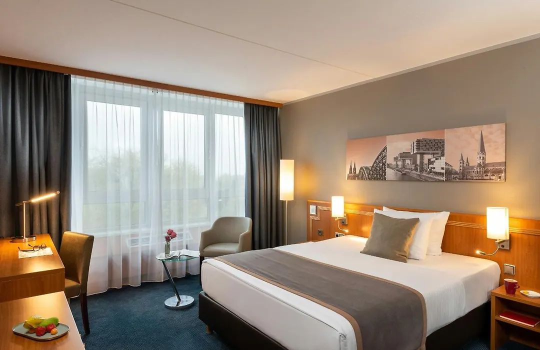 Leonardo Hotel Koeln Bonn Airport-1