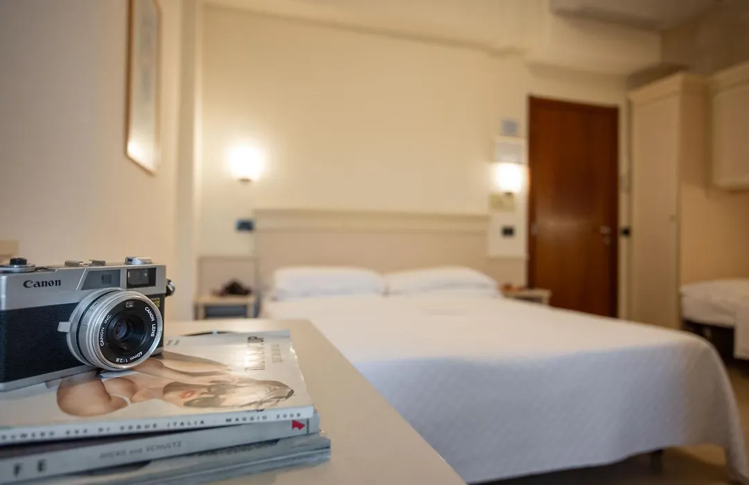 Hotel Zeus-1