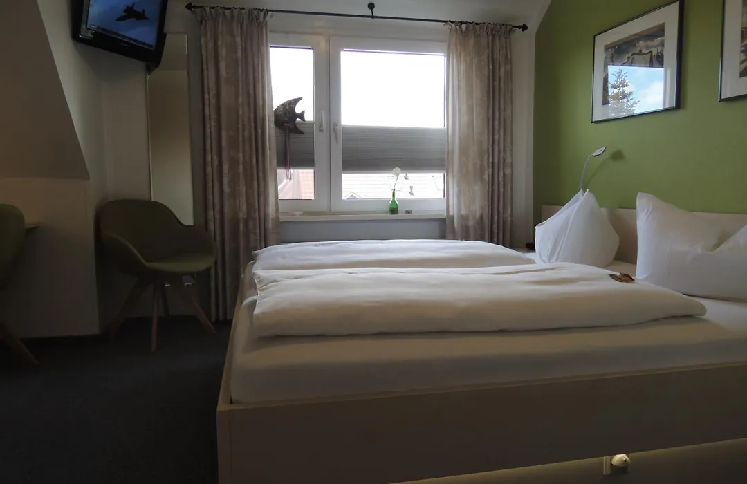 Hotel Ostfriesland Garni-1