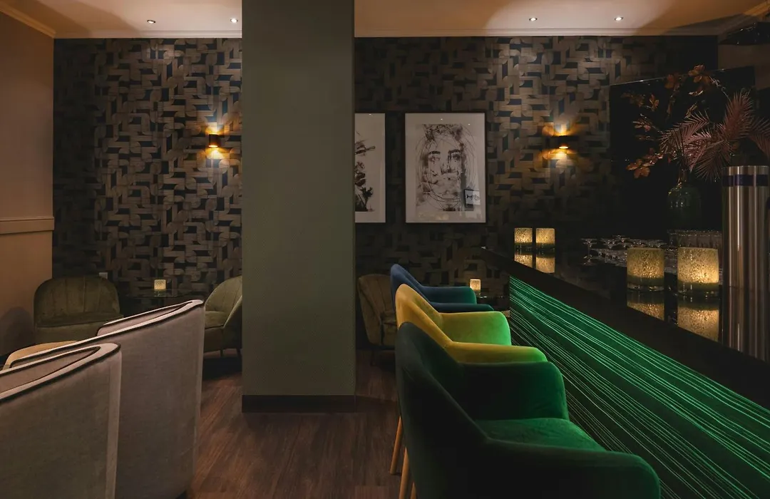 Leonardo Hotel Heidelberg City Center-1