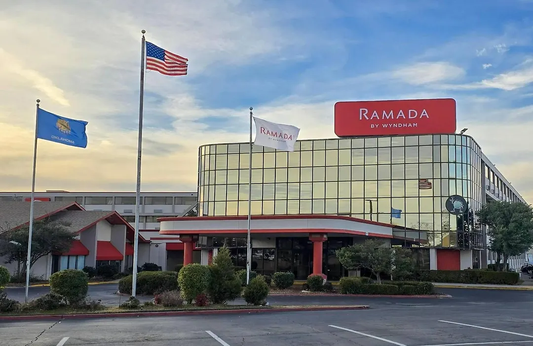 Ramada By Wyndham Tulsa Broken Arrow-1
