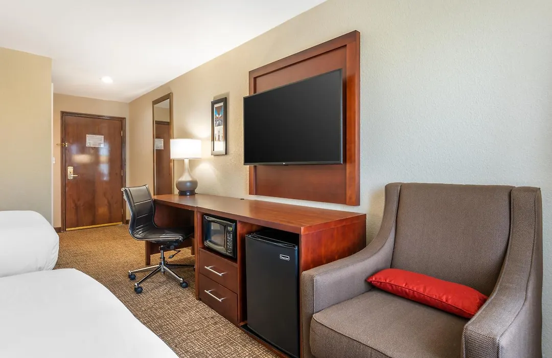 Comfort Inn Lafayette I-65-1