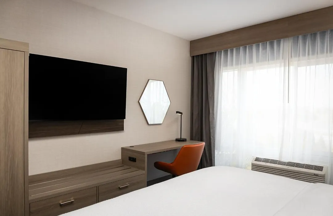 Holiday Inn Express & Suites Nampa - Idaho Center By Ihg-1