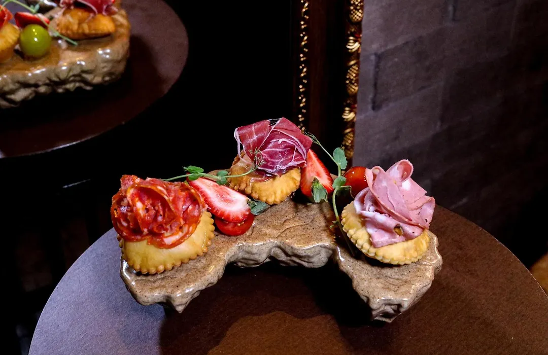 Hotel Muse Bangkok, Autograph Collection By Marriott-1