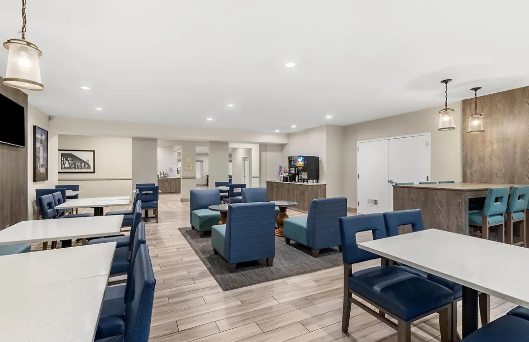 La Quinta By Wyndham Newport-1