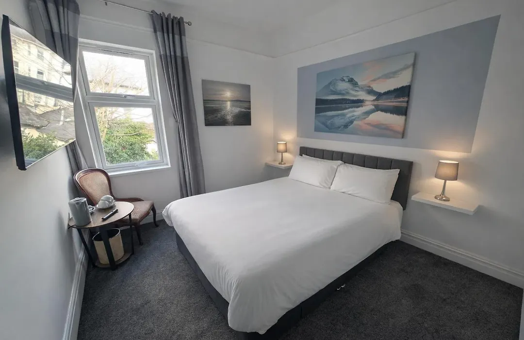 Cecil Court Hotel-1
