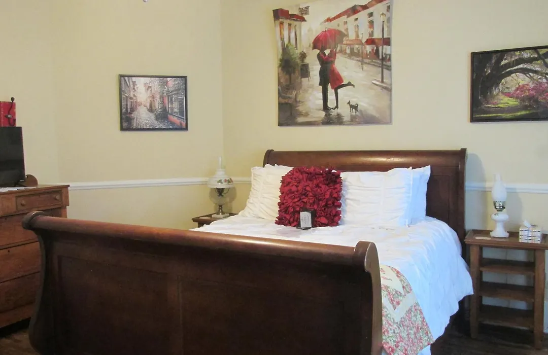 The Charleston Inn Hendersonville Nc-1