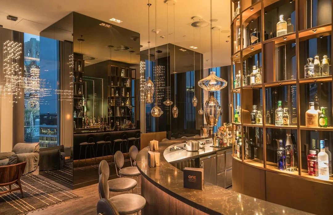 Motel One Berlin-Upper West-1