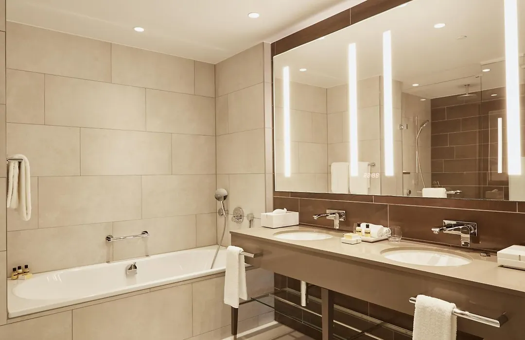 Hyatt Regency Amsterdam-1