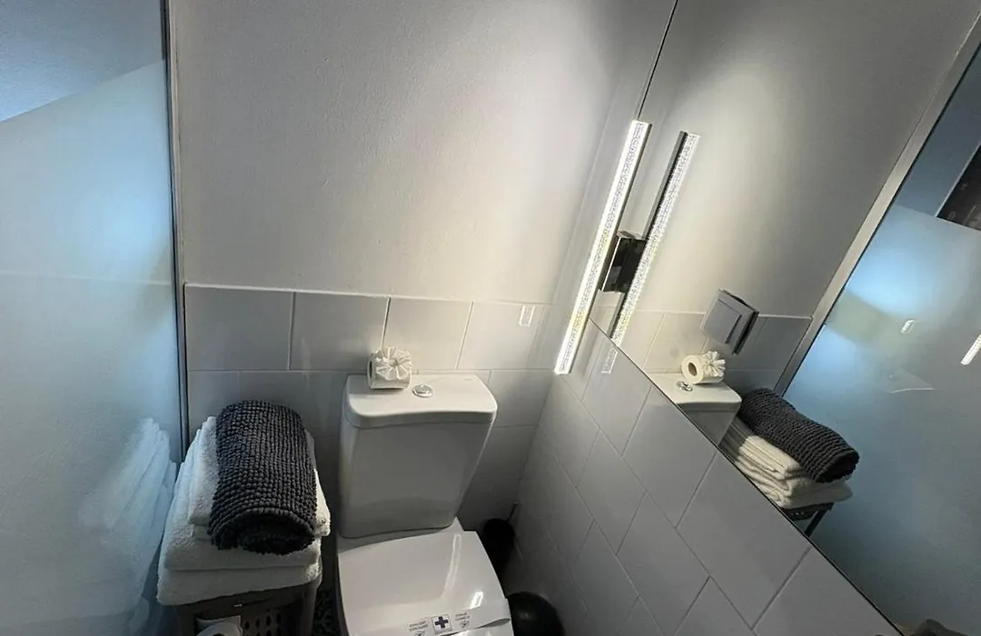 Cool Guest House-1