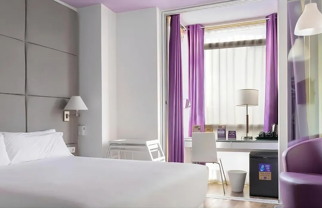 Erase un Hotel-1