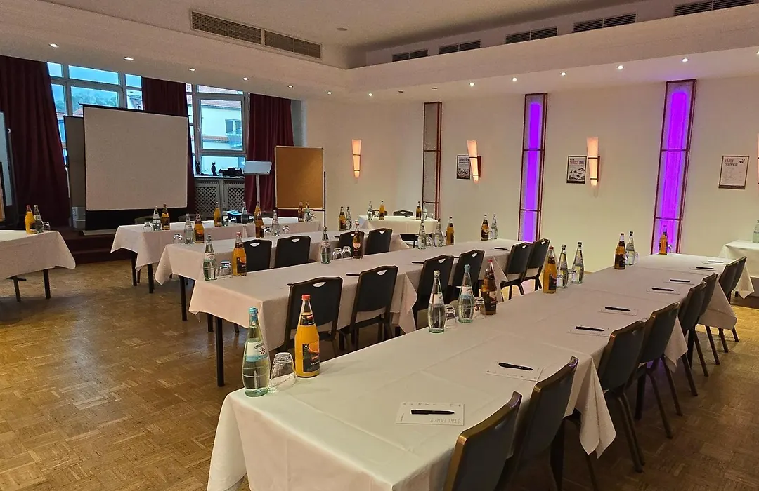 Hotel Goldene Traube-1
