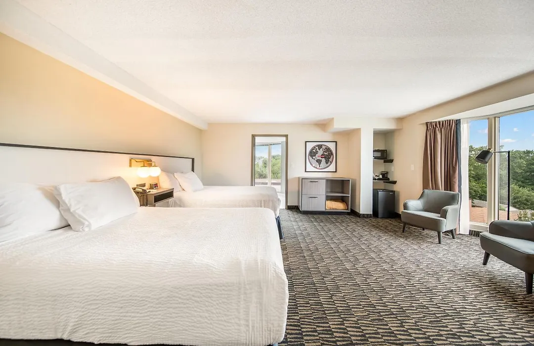 Ramada Plaza By Wyndham Niagara Falls-1