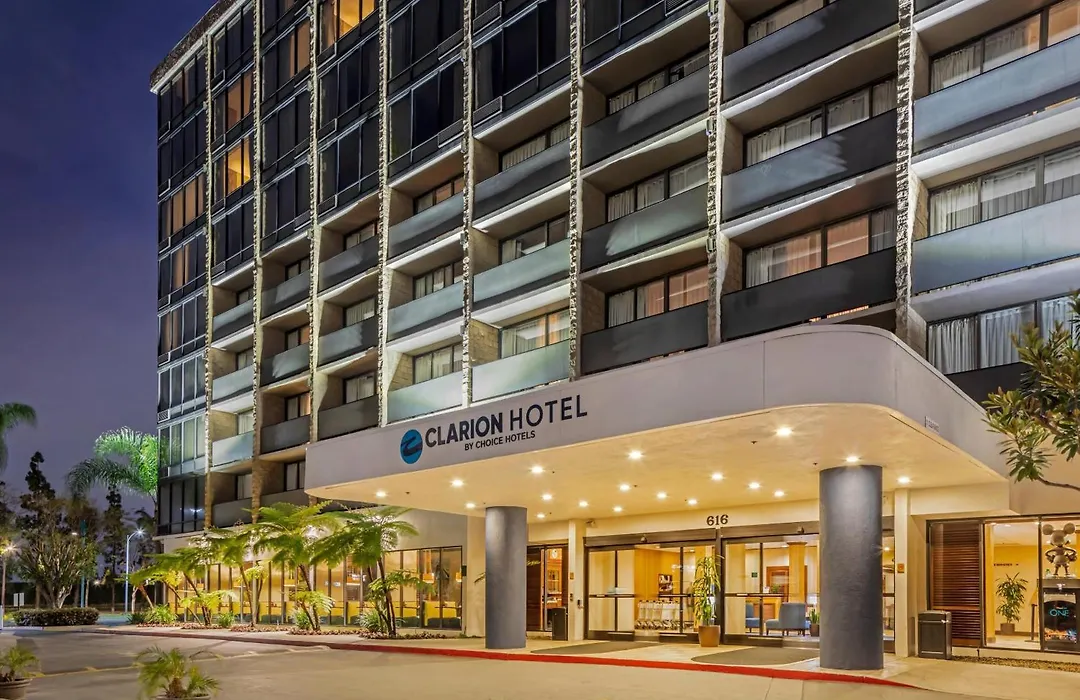 Clarion Hotel Anaheim Resort-1