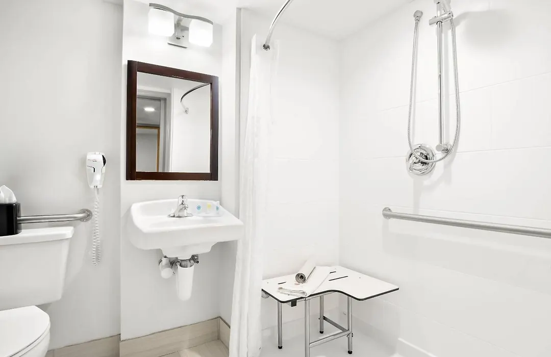 Comfort Inn Gold Coast-1