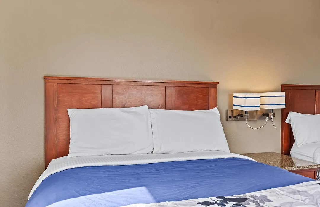 Rodeway Inn & Suites Nampa-1