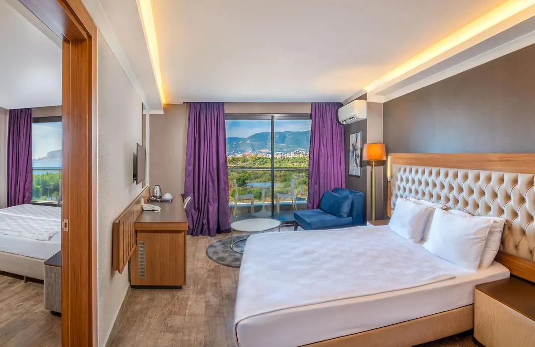 Michell Hotel & Spa (Adults Only)-1