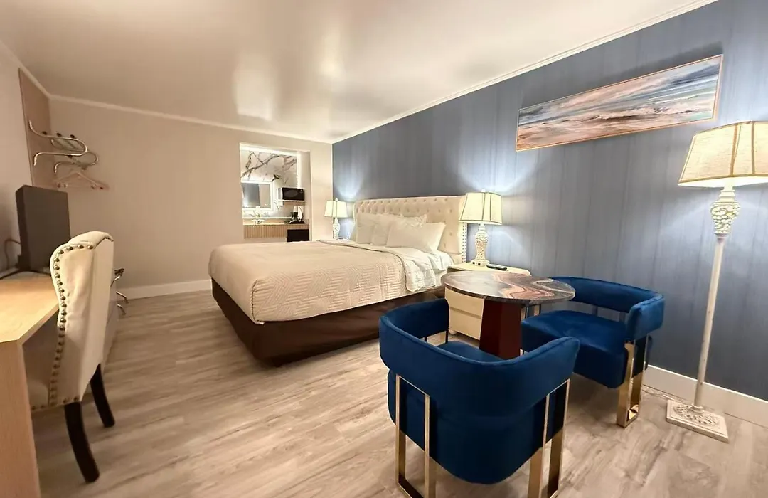 The Aventis Inn-1