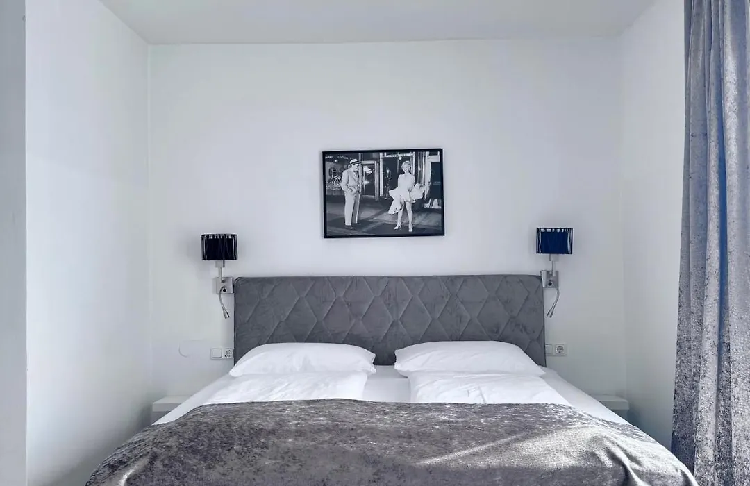 Hotel Oase-1