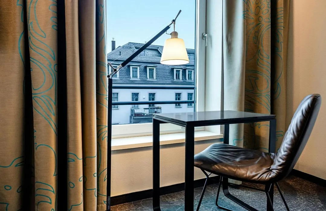 Motel One Dresden - Palaisplatz-1