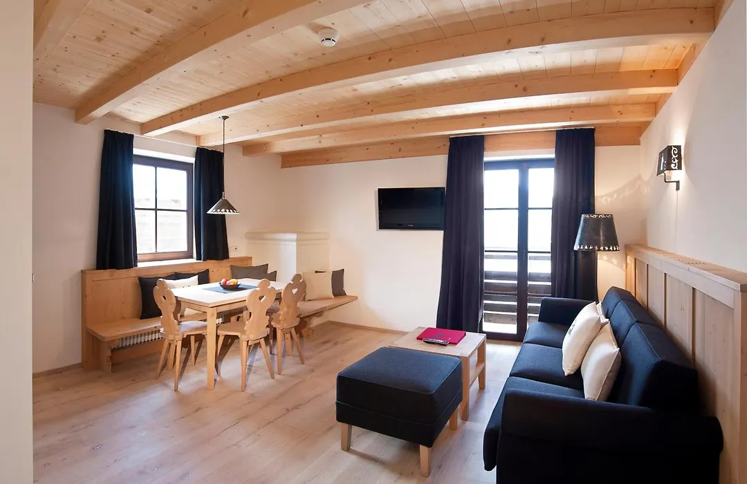 Zin Senfter Residence-1