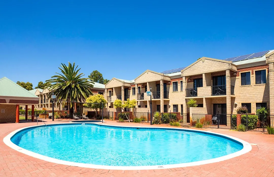Country Comfort Perth-1