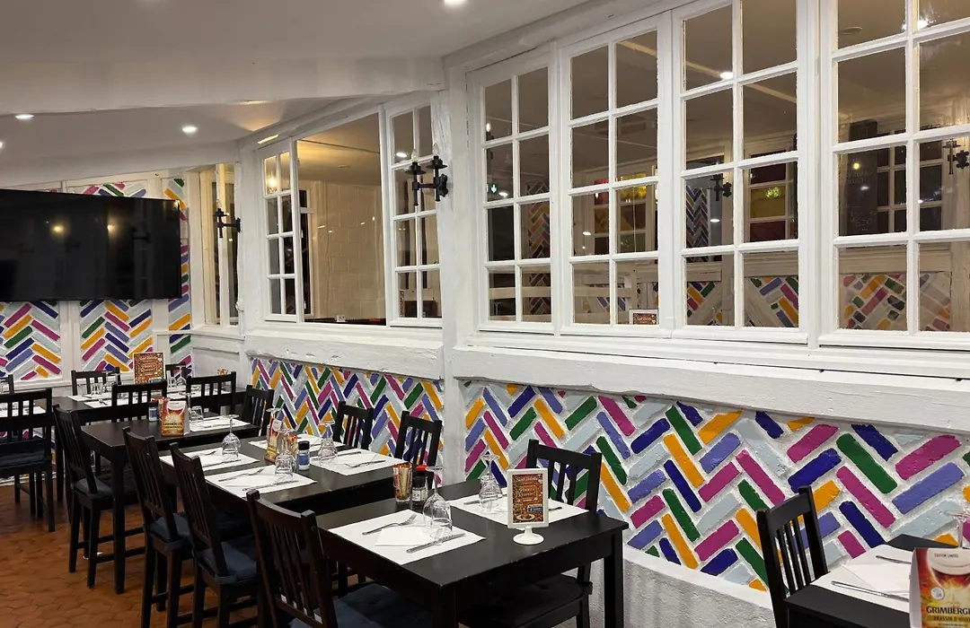 Logis - Hotel Restaurant La Mire-1