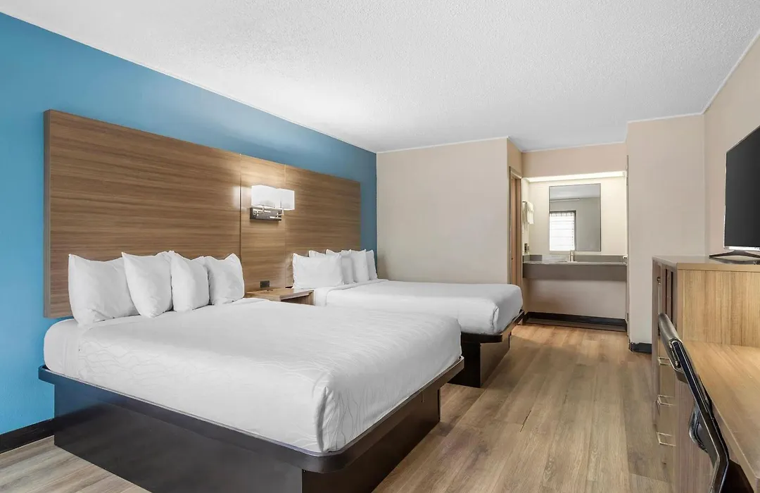 Days Inn By Wyndham Victoria Tx East-1