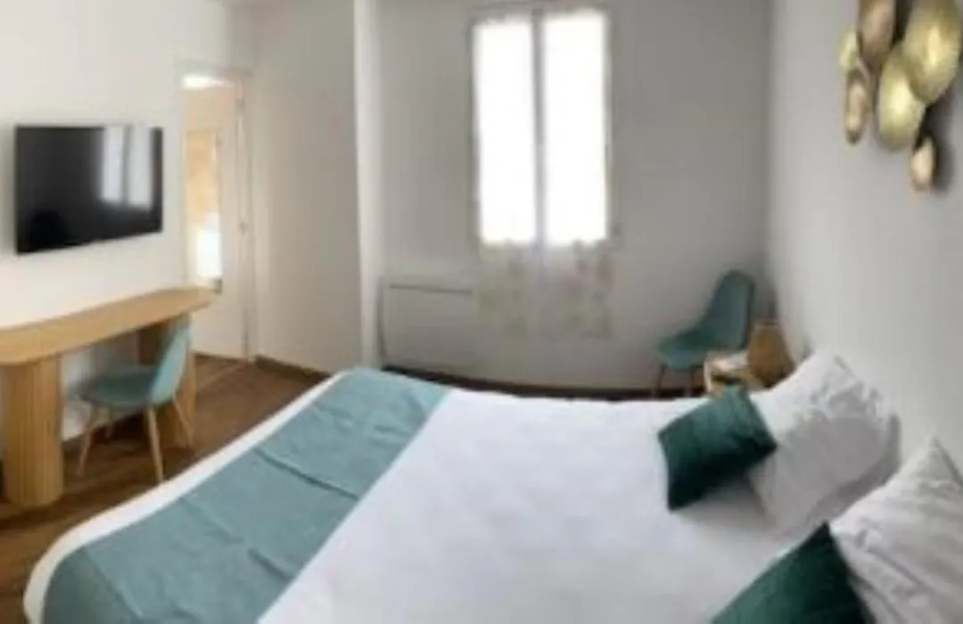 Hotel De Provence-1