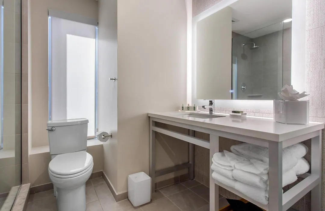 Cambria Hotel Philadelphia Downtown - Center City-1