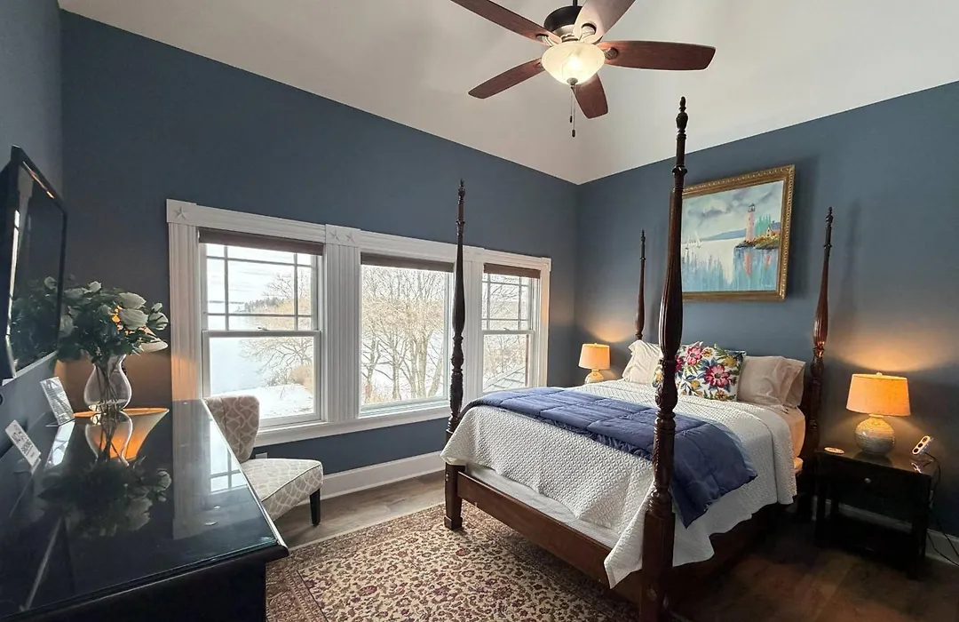 Saltair Inn Waterfront B&B-1