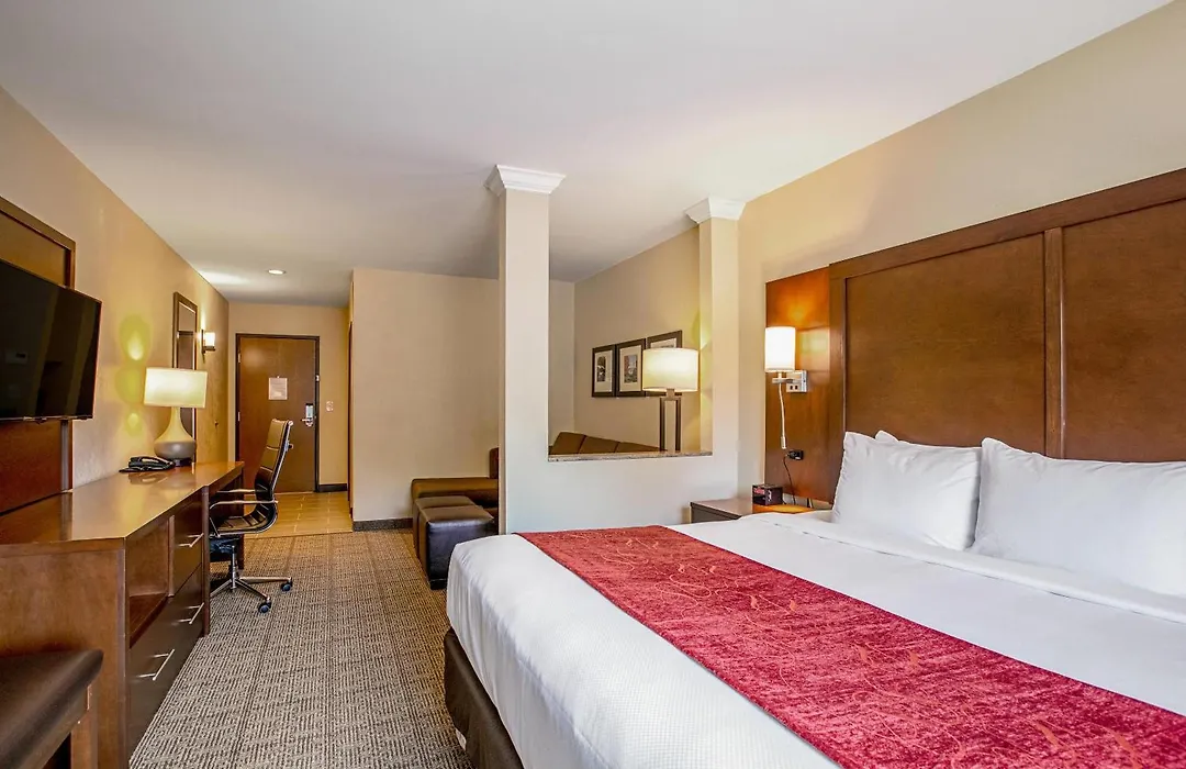 Comfort Suites Fishkill Near Interstate 84-1