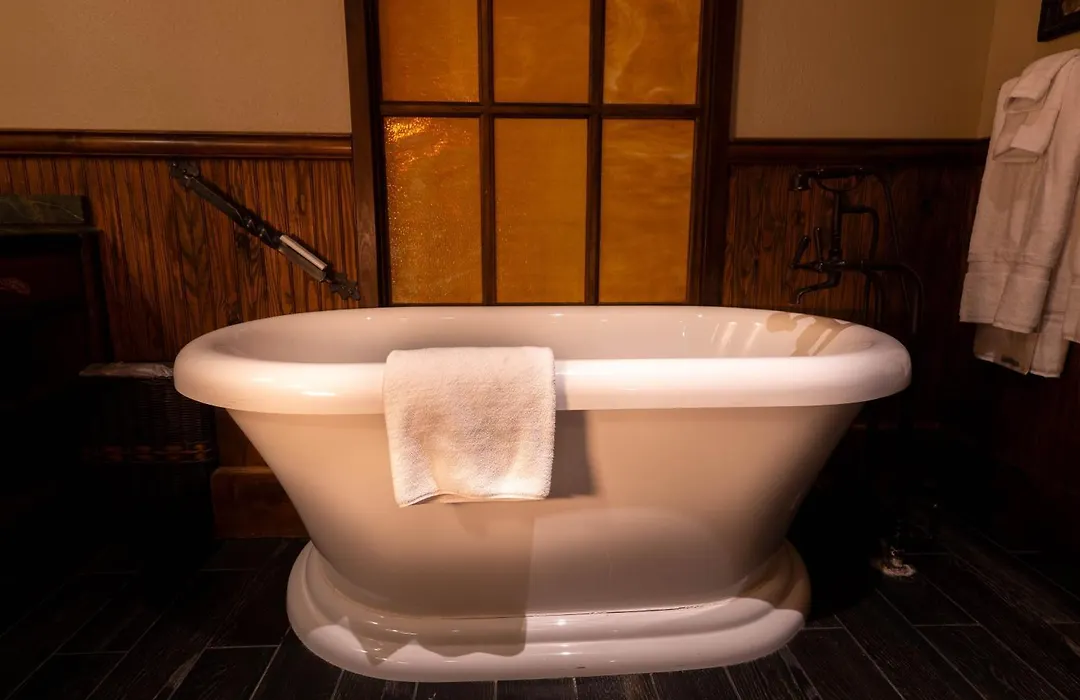 Big Cypress Lodge-1
