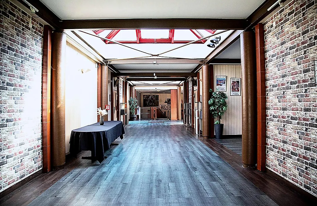 The Originals City, Hôtel Ascotel, Lille Est Grand Stade (Inter-Hotel)-1