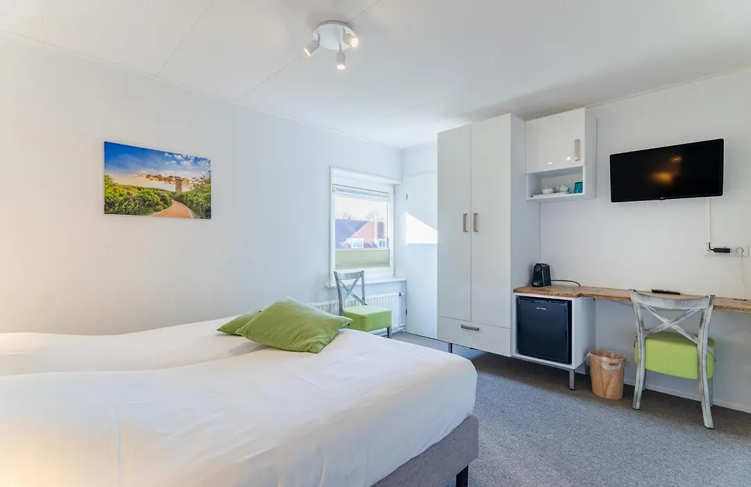 Hotel Kijkduin-1
