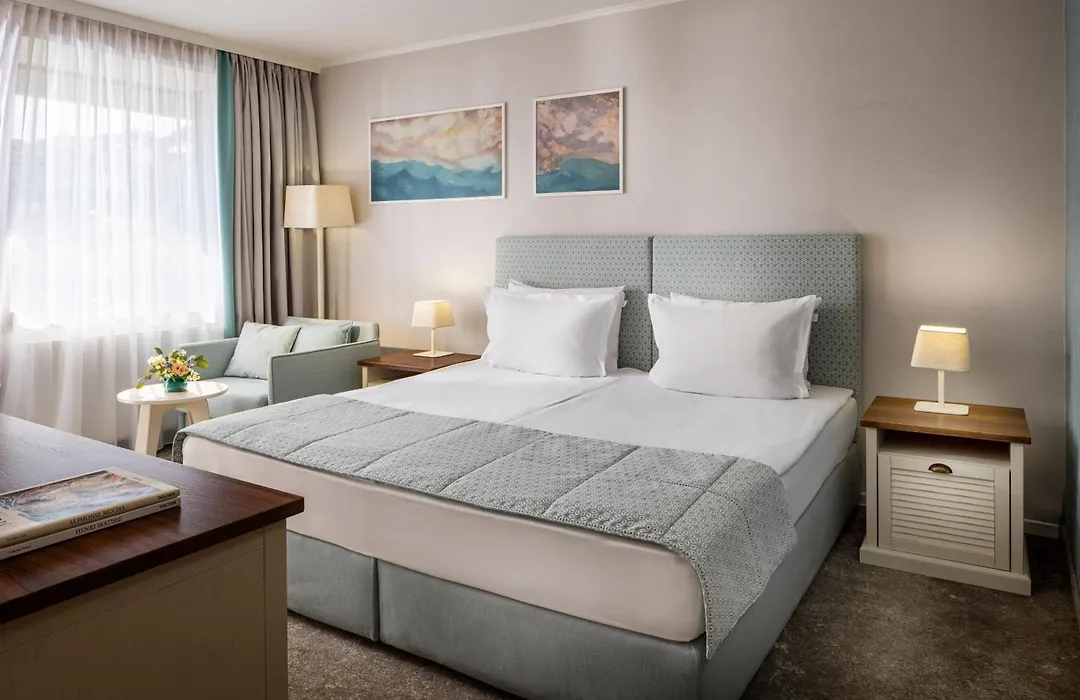 Interhotel Sandanski-1