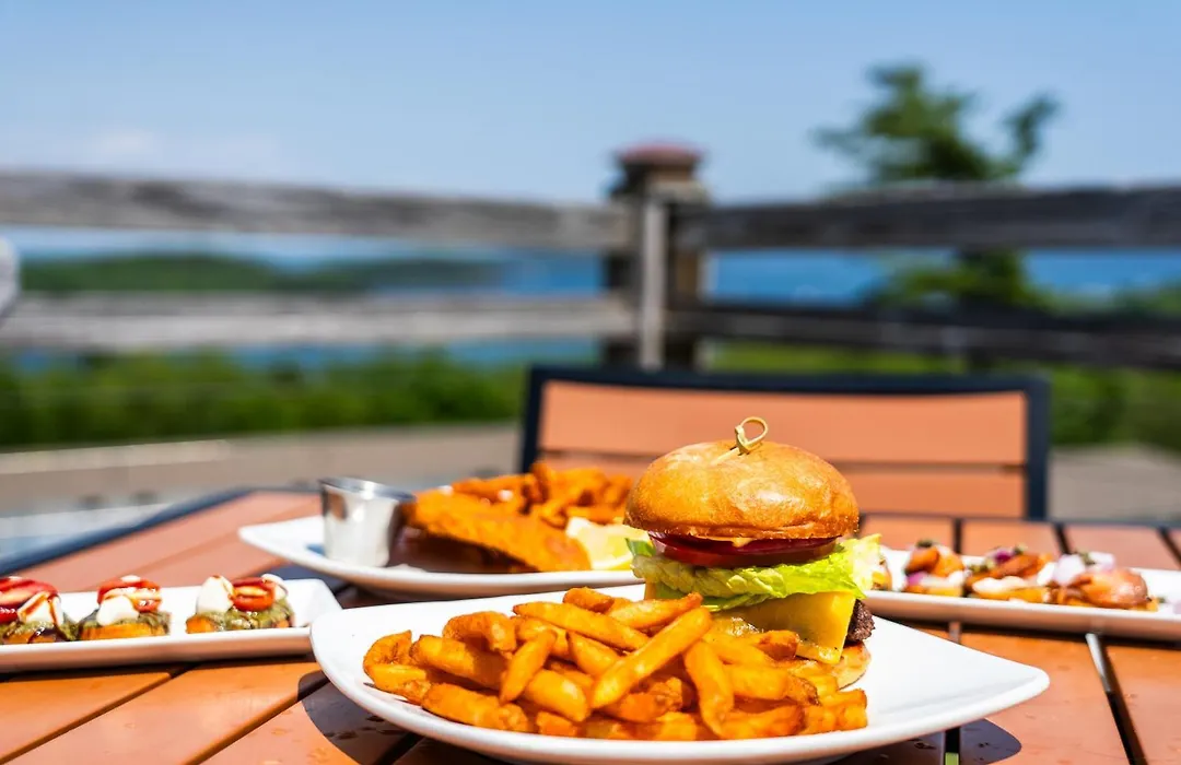 Bluenose Inn - Bar Harbor Collection-1