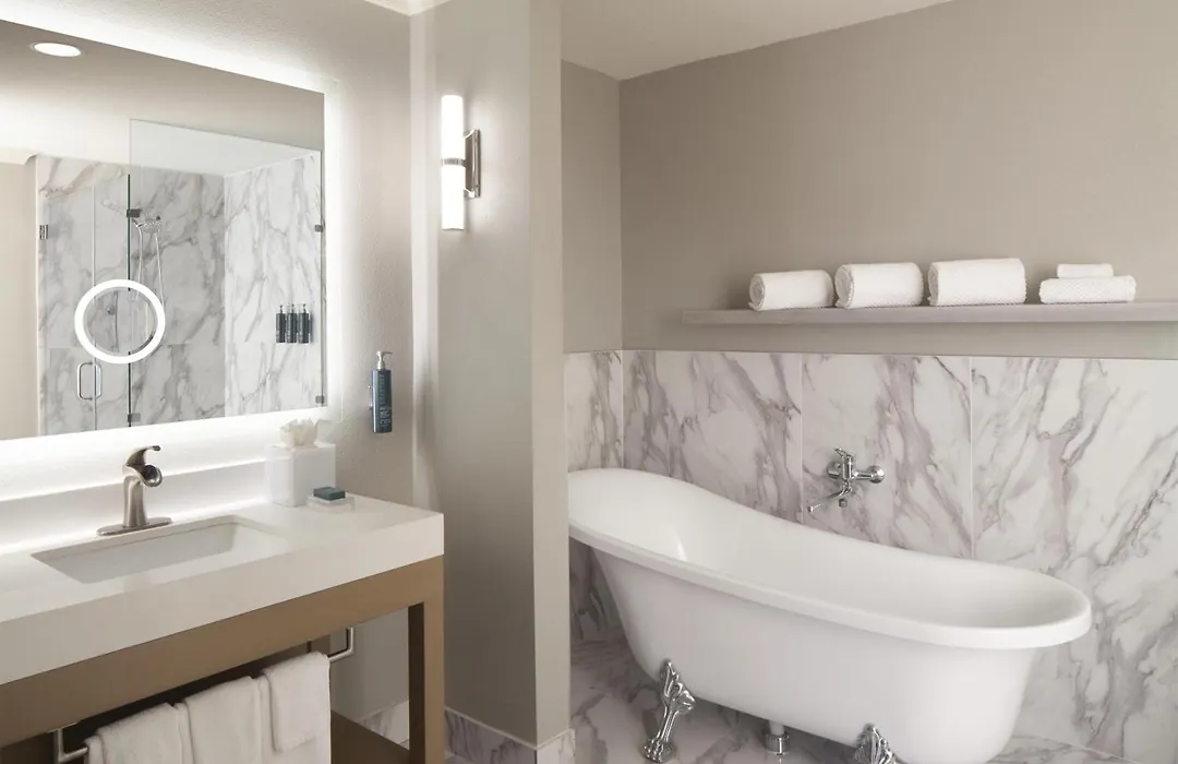 Hilton Dallas/Rockwall Lakefront Hotel-1