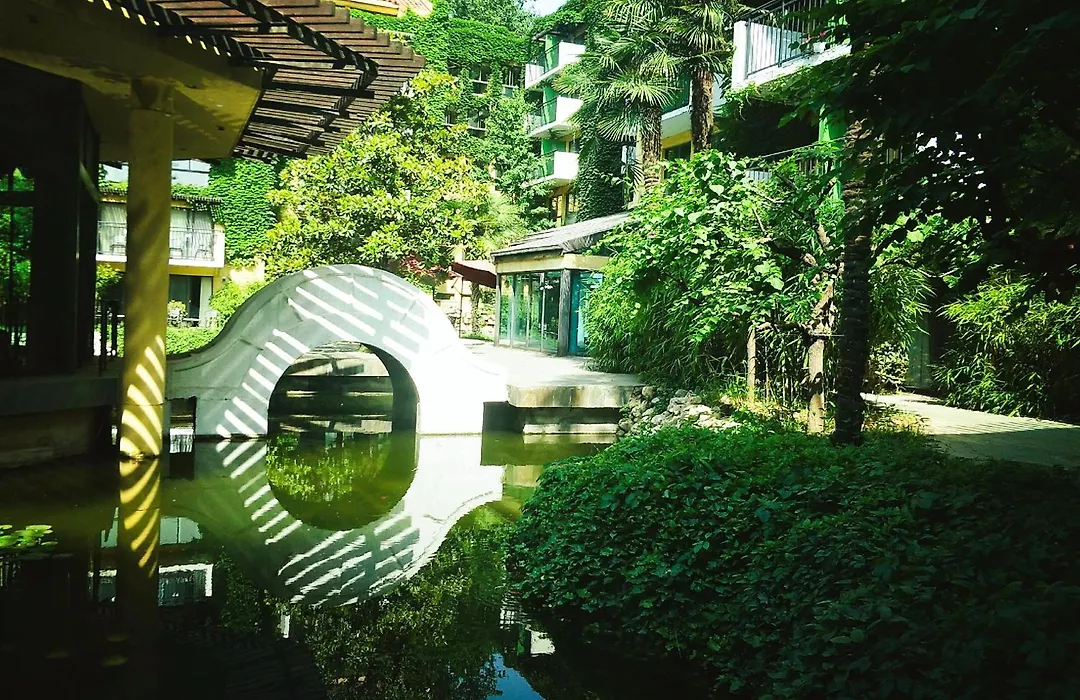 Jianguo Hotel Xi'An-1
