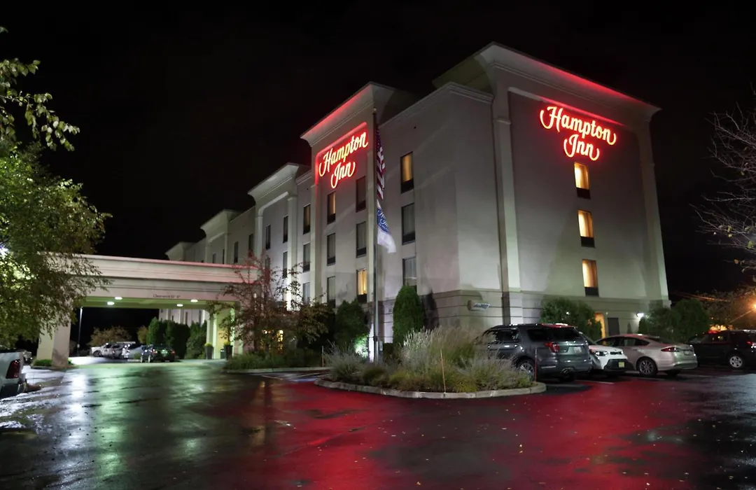 Hampton Inn Oneonta-1