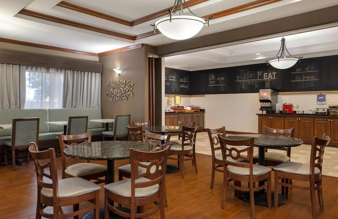 Hampton Inn Siloam Springs-1