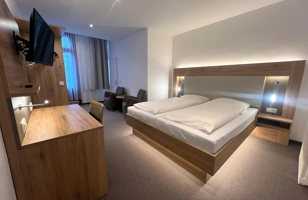 Hotel an der Hauptallee-1